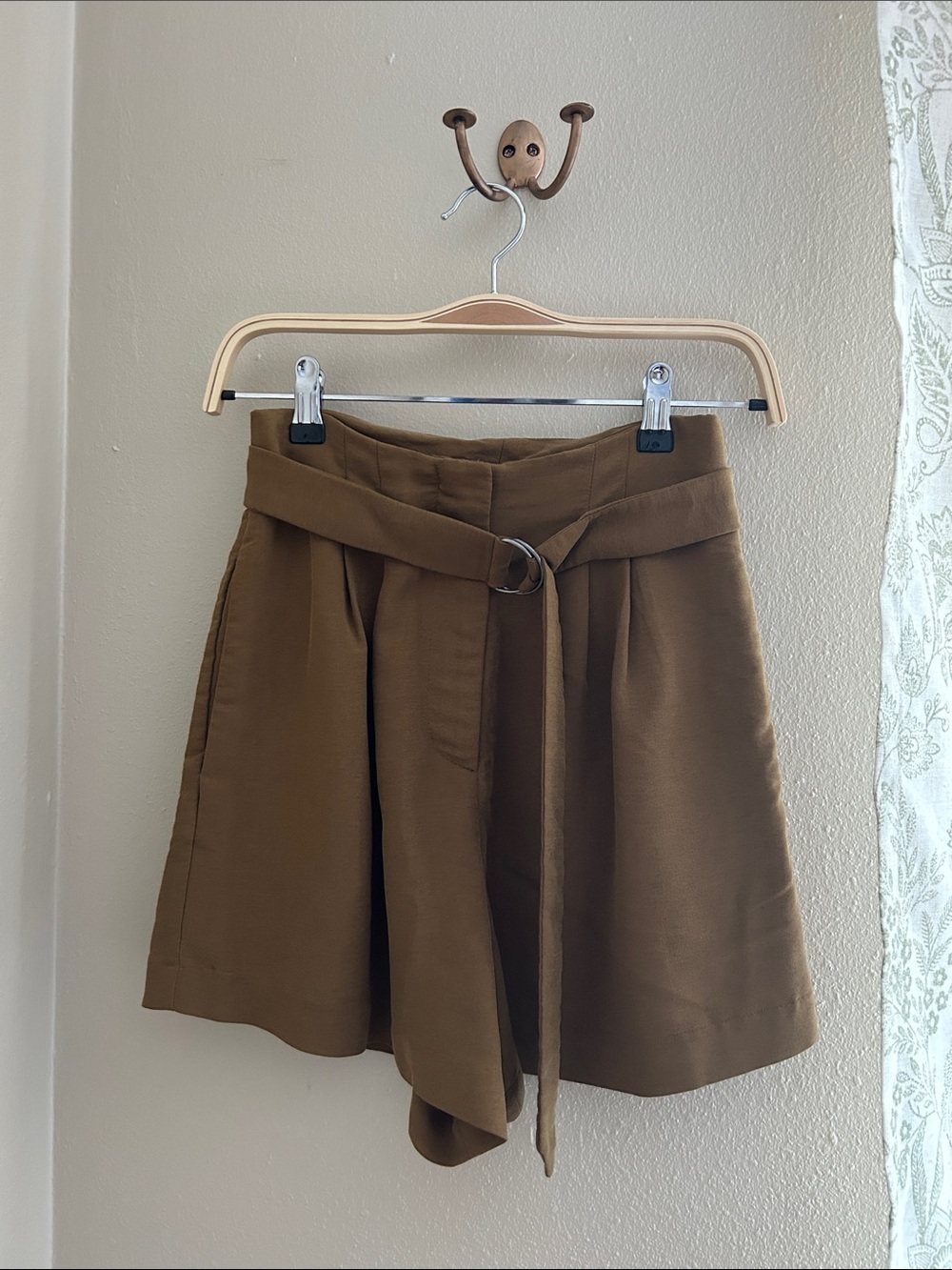 EUC Safari Style High-Waisted Shorts with Built-In Belt